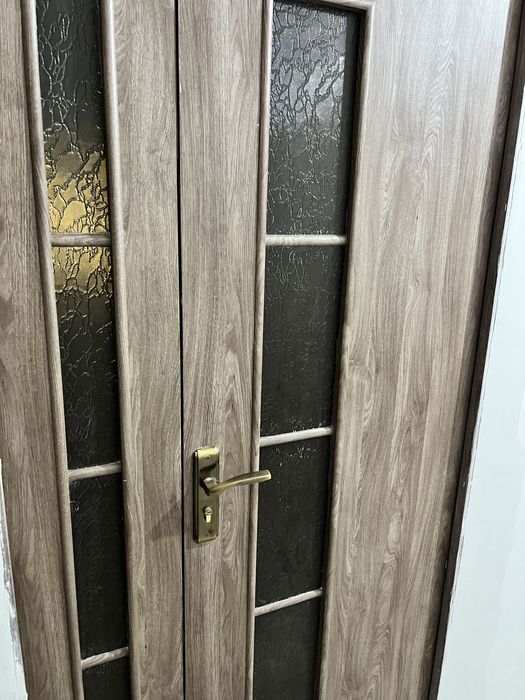 Есиктер сатылады срочно!