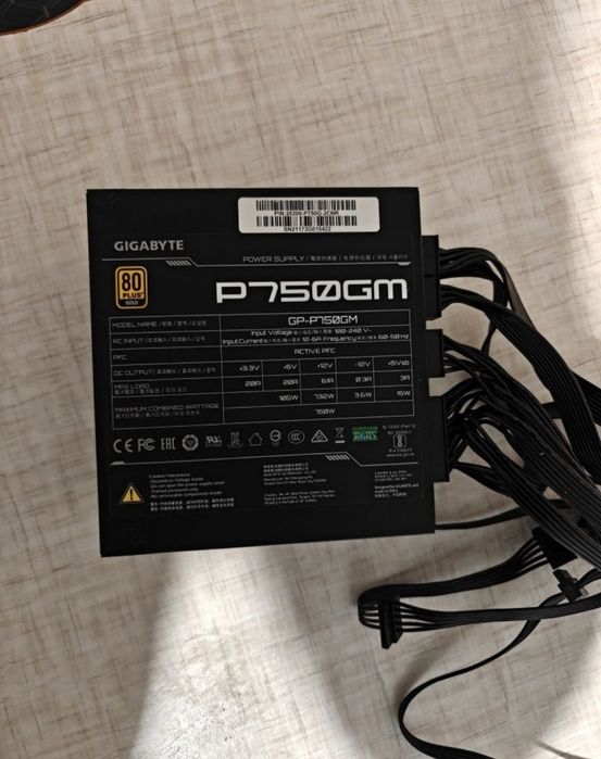 блок питание 750w gigabyte модульный