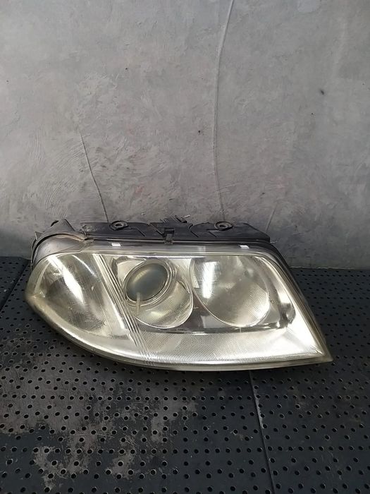 Far dreapta vw passat b5.5 facelift 3b0941016ak 1el00835002