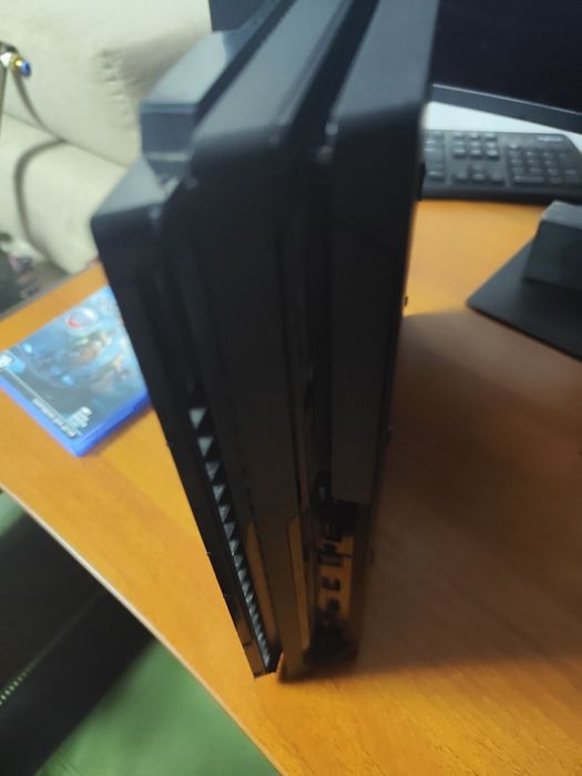 PS 4 Pro без крышки