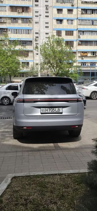 Leapmotor C16 Hybrid

4915x1905x1770
Емкость батареи; 28,4
Запас хода;