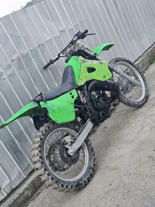 Vând Kawasaki kdx power valve 125 cc