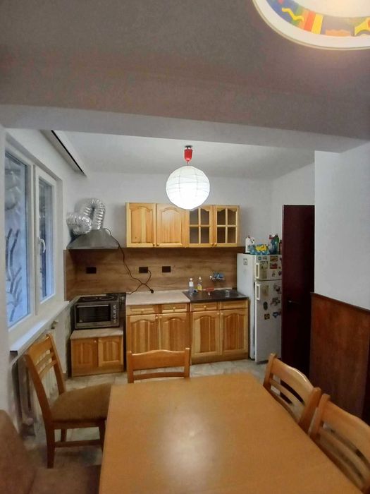 Дава се под наем Тристаен апартамент в София, Лозенец - 85 кв.м за 714 € - Снимка #1