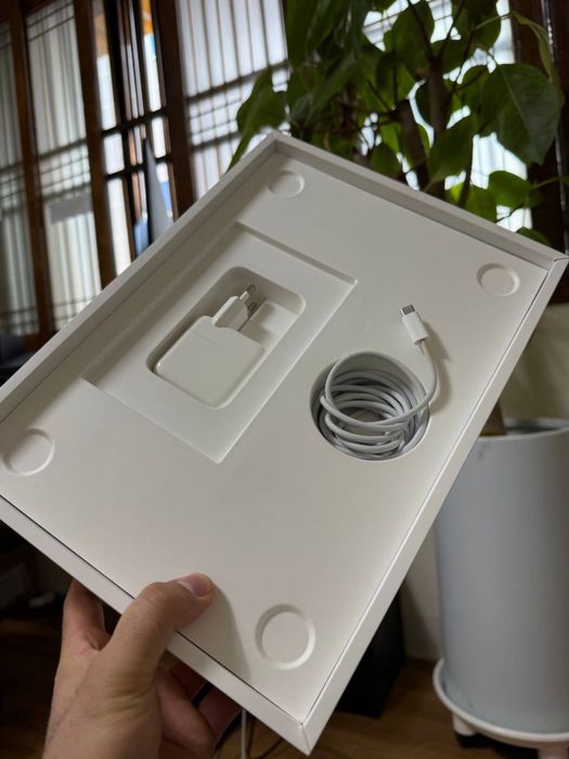 MacBook Air M2 – Space Grey