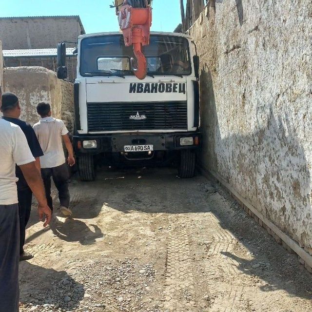 Avtokran Xizmati 30ton 43metr 25t 28m 25t 22m 20t 21m 16t 18m