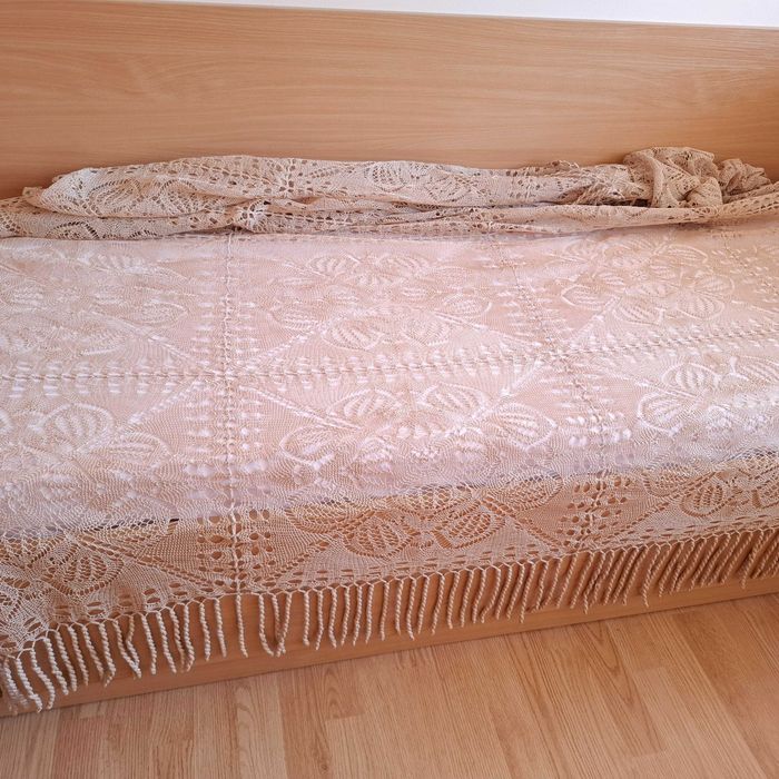 НОВА. Красива покривка за спалня на една кука, 200/180