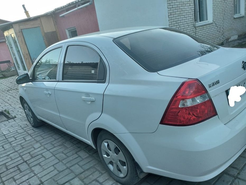 Продам машину Ravon R3