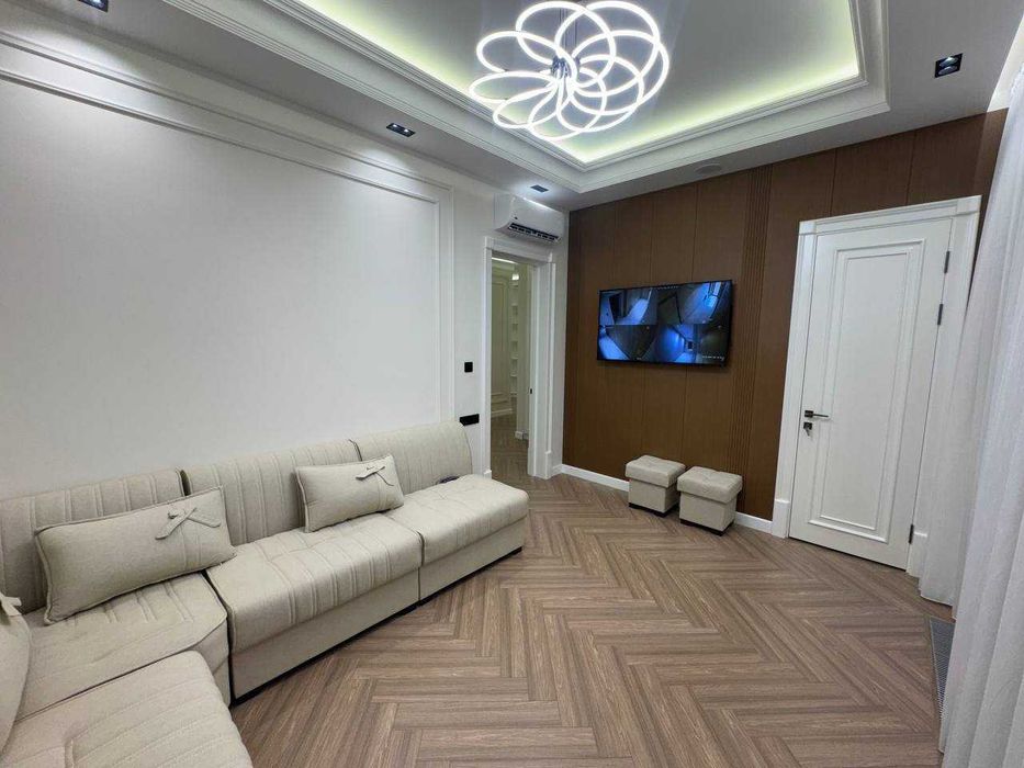 ЖК Infinity | 7-комнатная квартира 210 м² | Ц-1