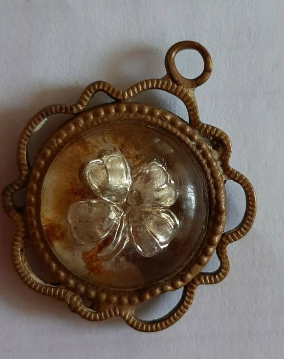 Значки от соц  времето