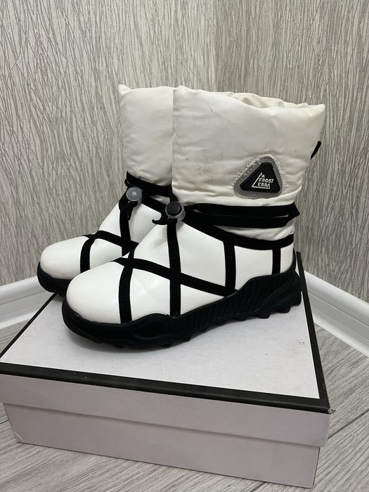 Зима обувь на девочку новая