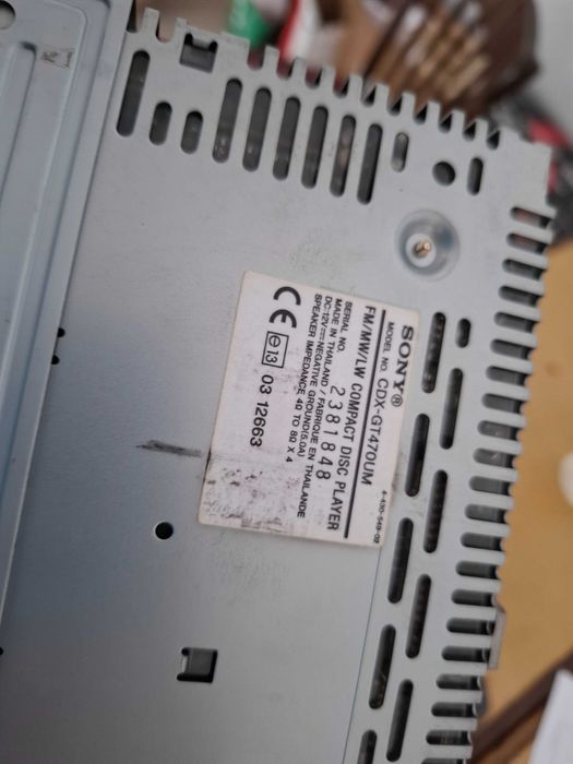 2 броя CD , aux ,usb
