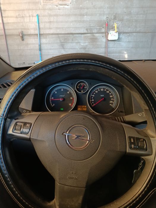 Opel Astra H 1.7 CDTI