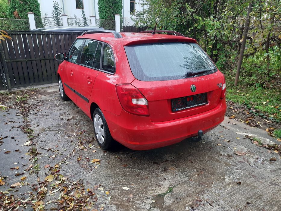 Škoda Fabia 2009 diesel, 2.318 € — imagine 4