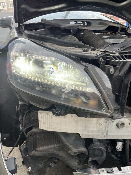 Фарове w218 cls