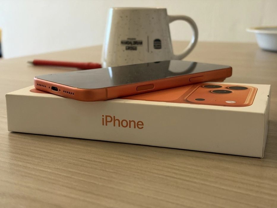 Apple iPhone 17 Pro Max 256GB Cosmic Orange • 100%