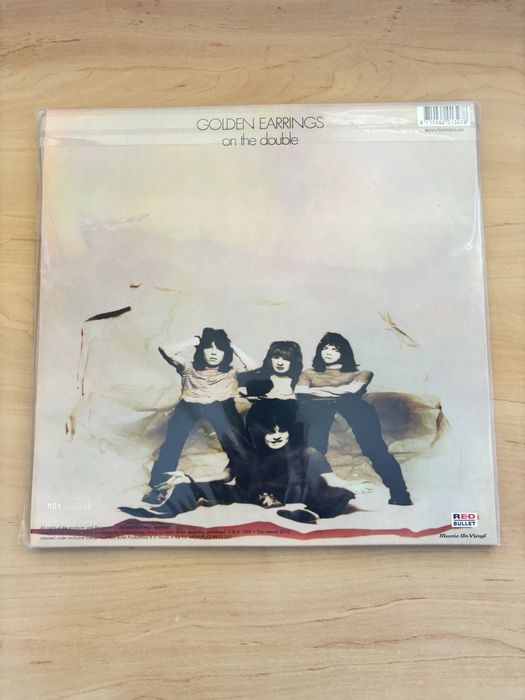 Music On Vinyl golden earrings