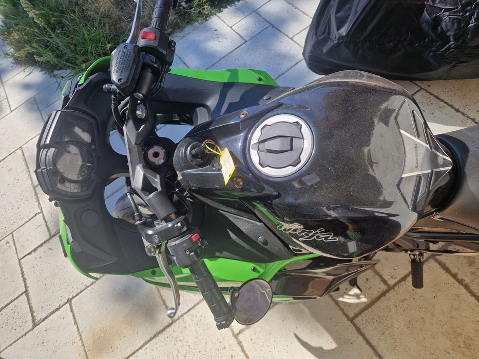 Kawasaki ninja 650 Avariat !