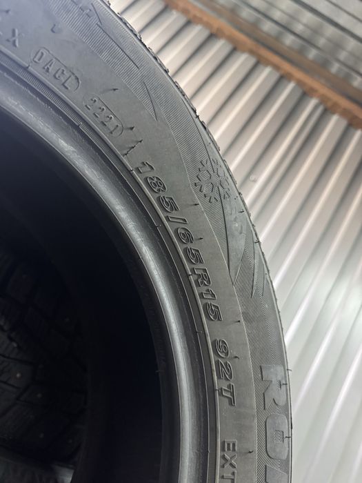 Шины 185/65 R15 Roadstone Корея