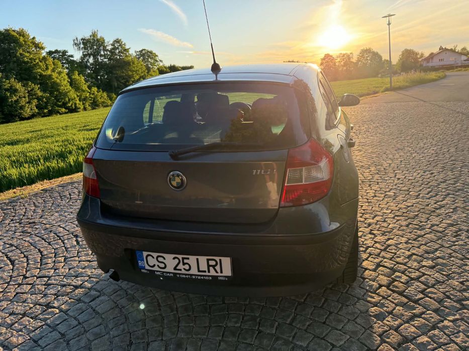 BMW SERIA 1 1.6 benzina