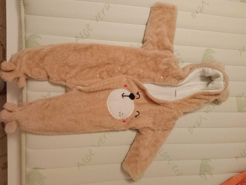 Бебешки космонавт