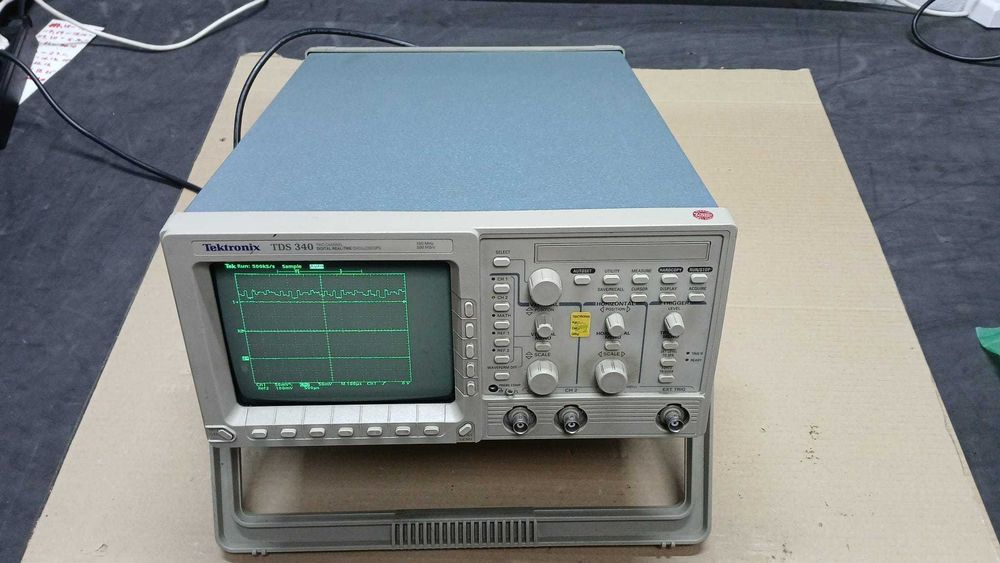 Osciloscop Tektronix TDS 340