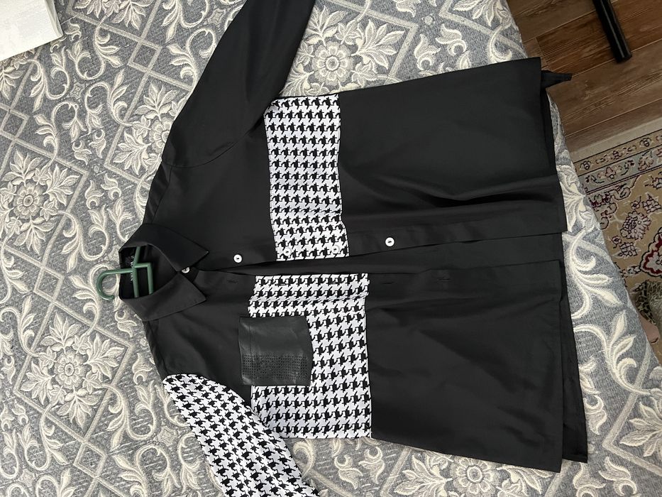 Продается черная рубашка