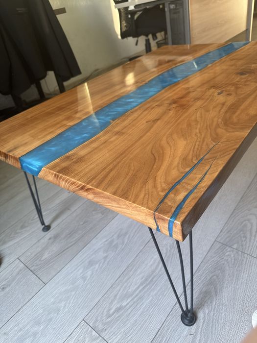 Стол журнальный