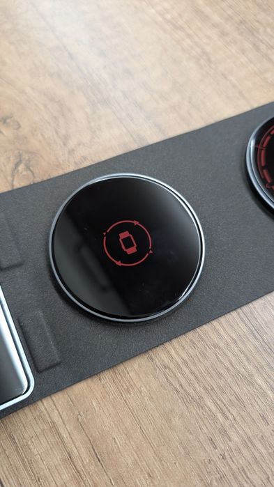 Безжично зарядно 15W