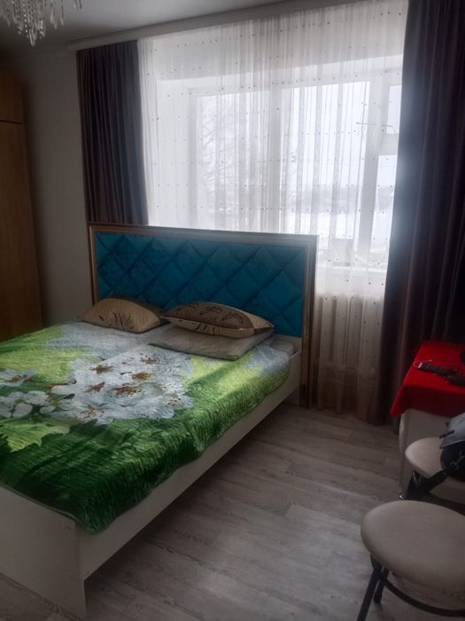Продам срочно трех комнатную квартиру