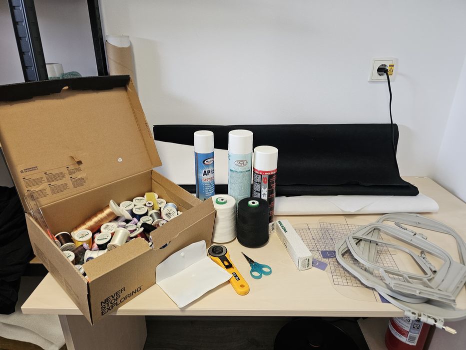 Vand Masina de brodat Brother Innov-is NV880E - Accesorii/Cons. inclus