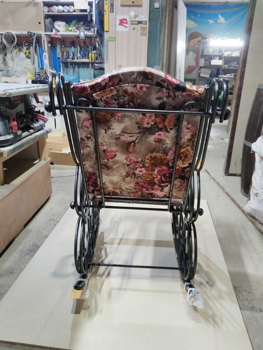 Кресло качалка. Новое.