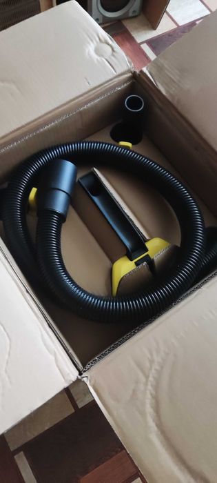 Пылесос Karcher .