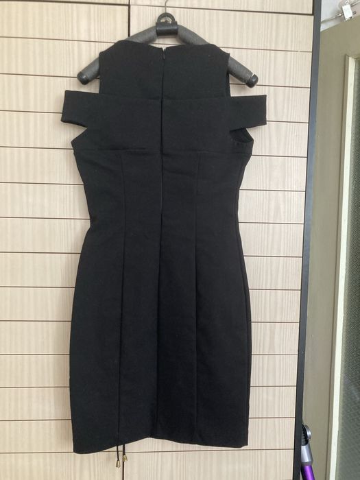 Елегантна, еластична рокля