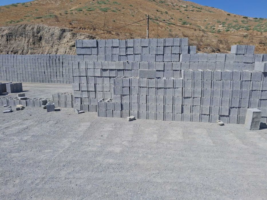 Shlaka blok sotiladi kelishilgan narxlarda