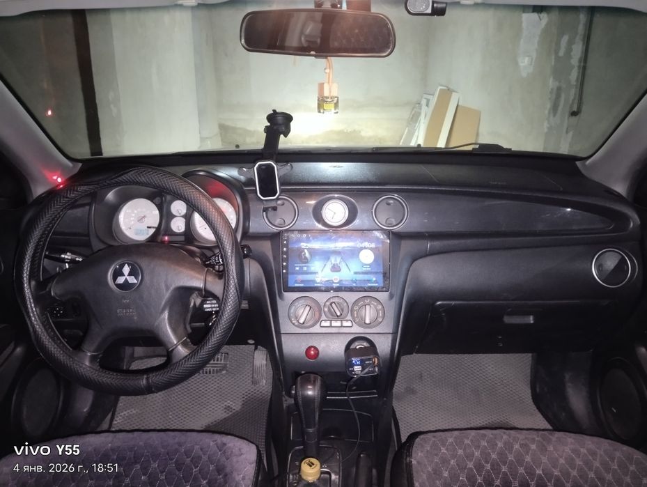 Митсубиси аутландер