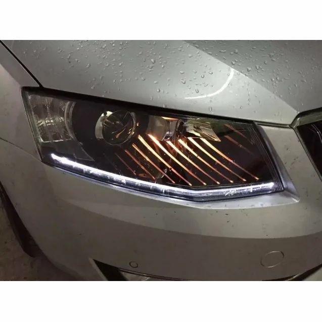 Skoda Octavia A7 Стекла Фары