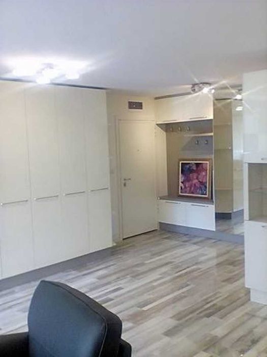 Дава се под наем Тристаен апартамент в София, Зона Б-18 - 120 кв.м за 1800 € - Снимка #5