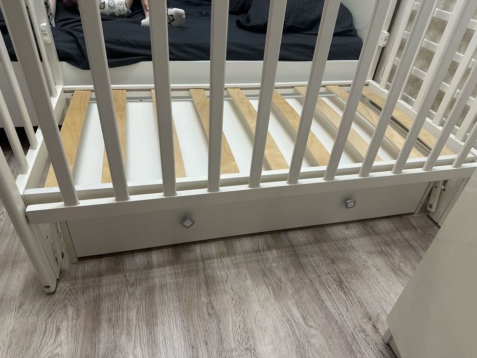 Отдам детскую кроватку