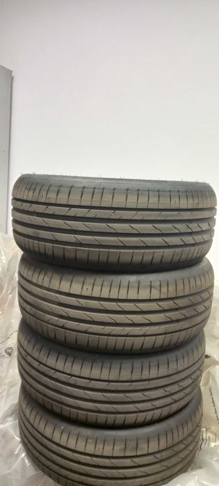 Anvelope de vara hankook 235 50r19 noi