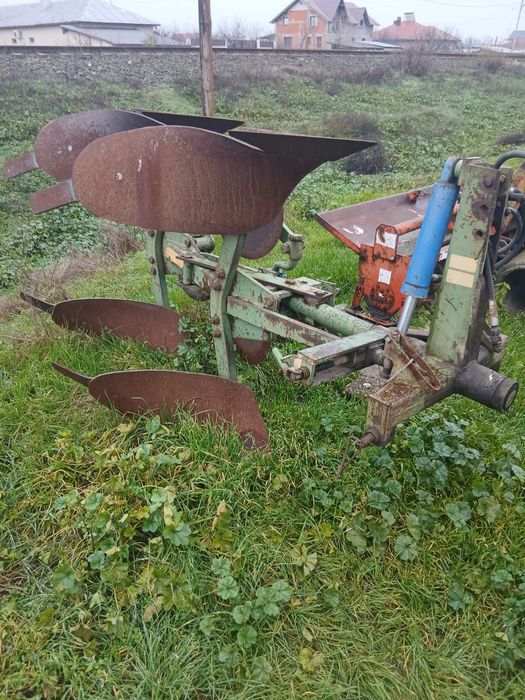 Plug Eberhardt cu doua brazde