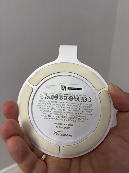 Hyper X quadcast S продается микрофон