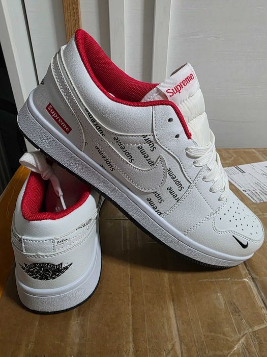 Nike Air Jordan Supreme marimea 40 si 42