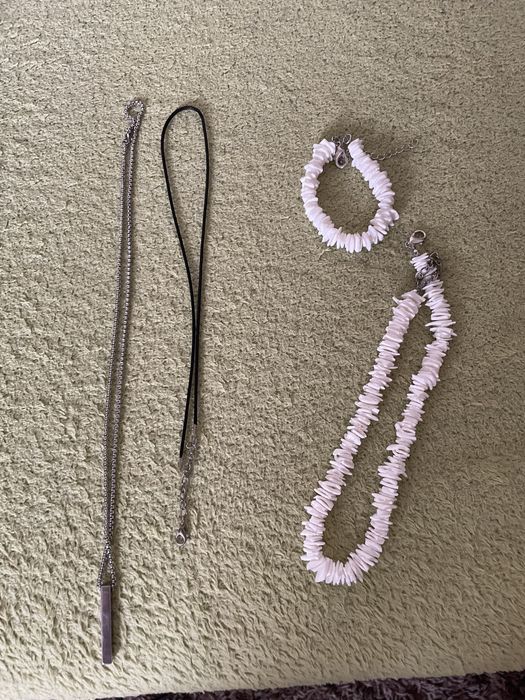 Îmbrãcaminte de vânzre