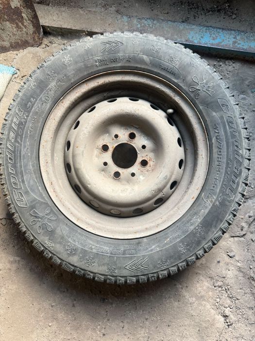 Продам комплект Cordiant 175/70 R13 с дисками