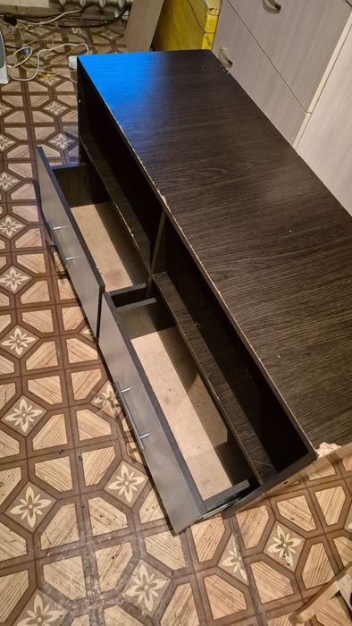 Продам ТВ-тумбу за 10000 тенге