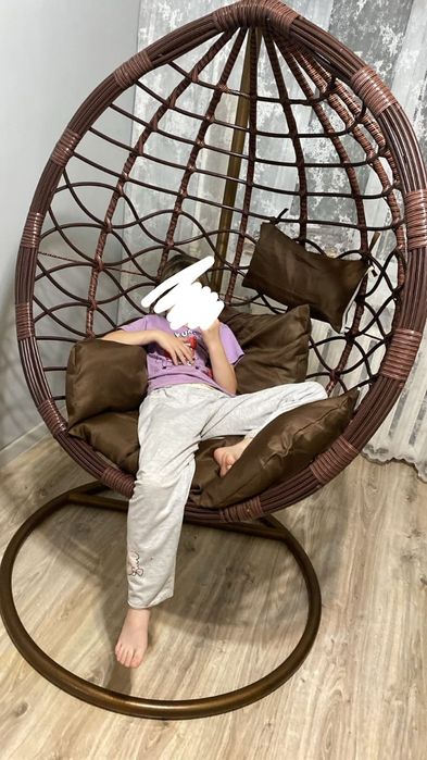 Кокон качеля из ротанга