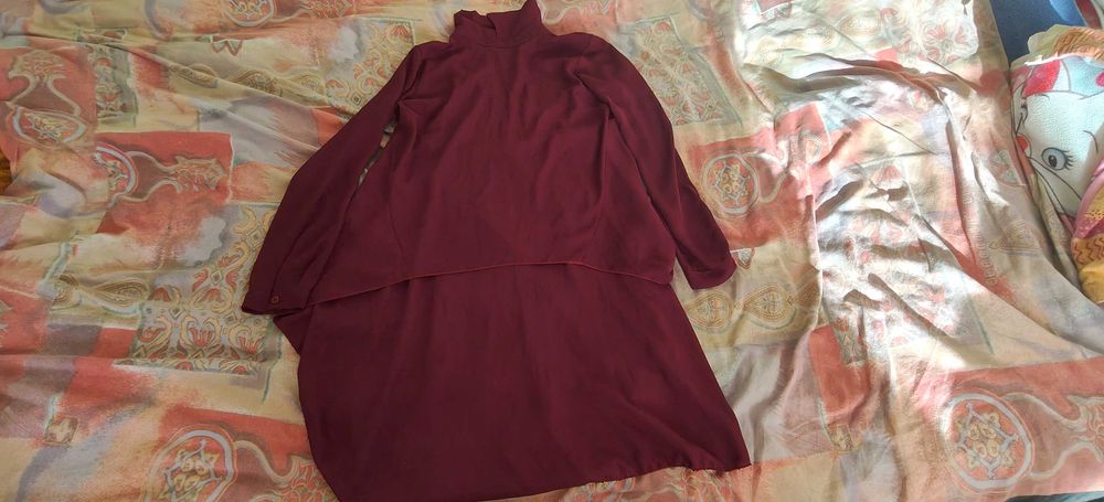 Bluza cu trenă L/M casual