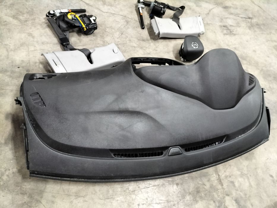 Арматурно табло Opel Karl / Опел Карл 2019г.