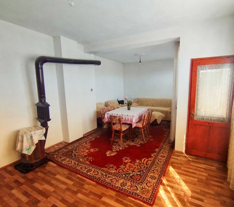 Имот Корект продава Къща с. Конуш. Обл. Пловдив