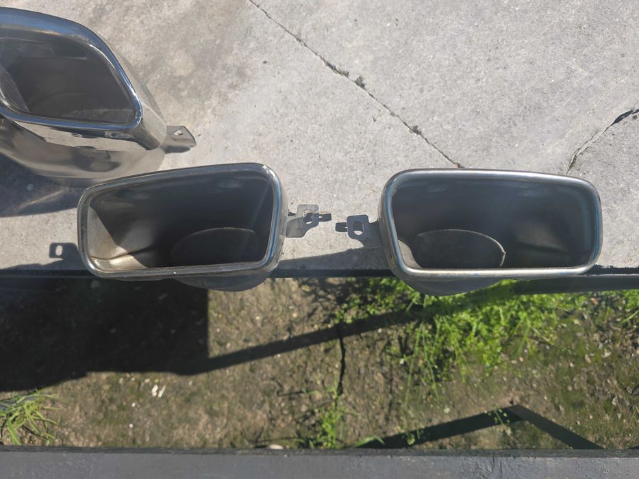 Оригинални AMG накрайници.